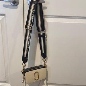 Marc Jacobs Cream and Black Crossbody Bag with Adjustable Strap